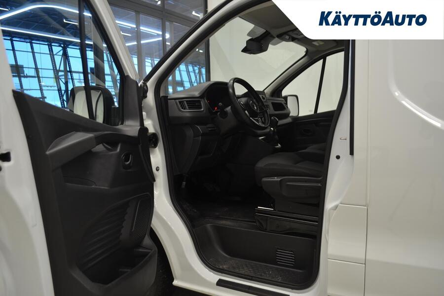 Nissan Primastar vaihtoauto