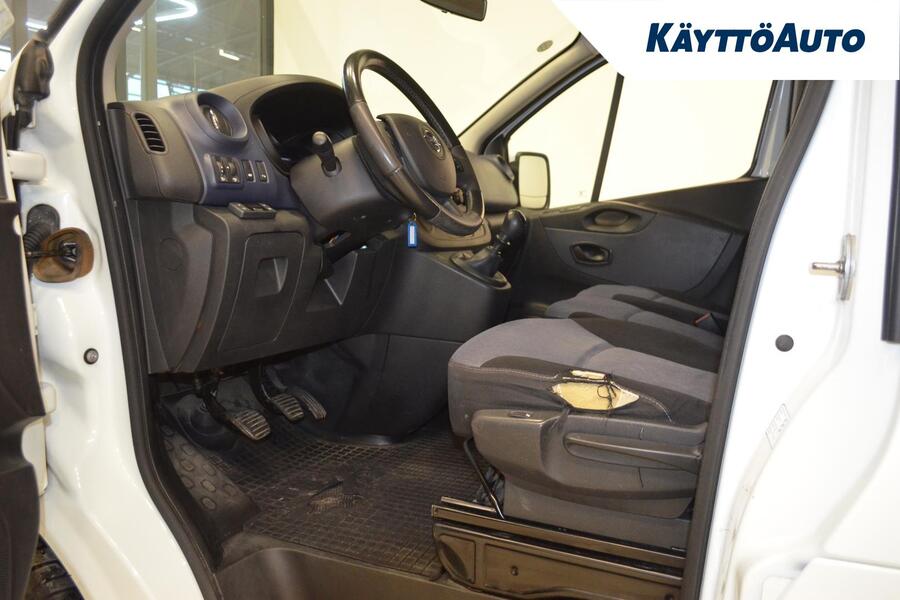 Opel Vivaro vaihtoauto