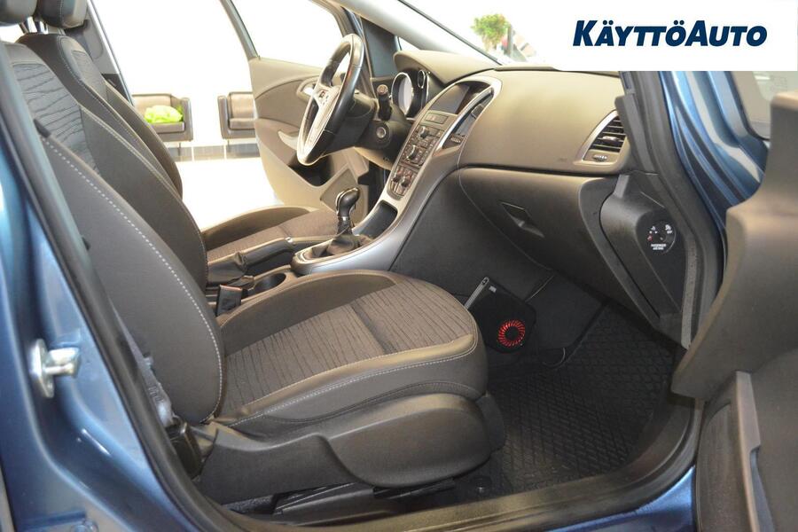 Opel Astra vaihtoauto