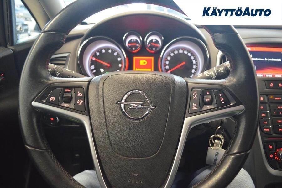 Opel Astra vaihtoauto