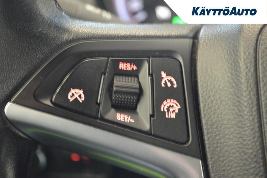 Opel Astra vaihtoauto