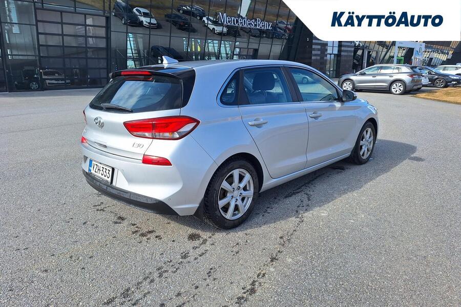 Hyundai i30 5d vaihtoauto