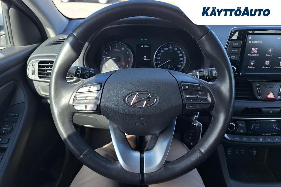 Hyundai i30 5d vaihtoauto