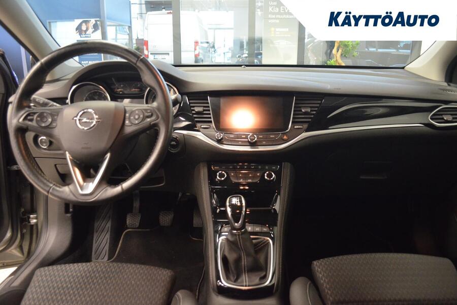 Opel Astra vaihtoauto