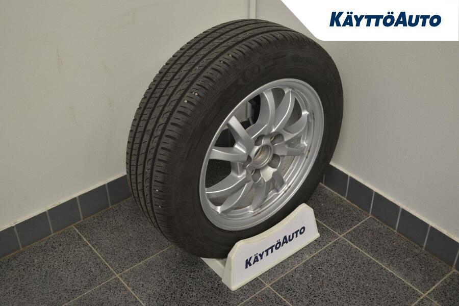 Toyota Prius+ vaihtoauto