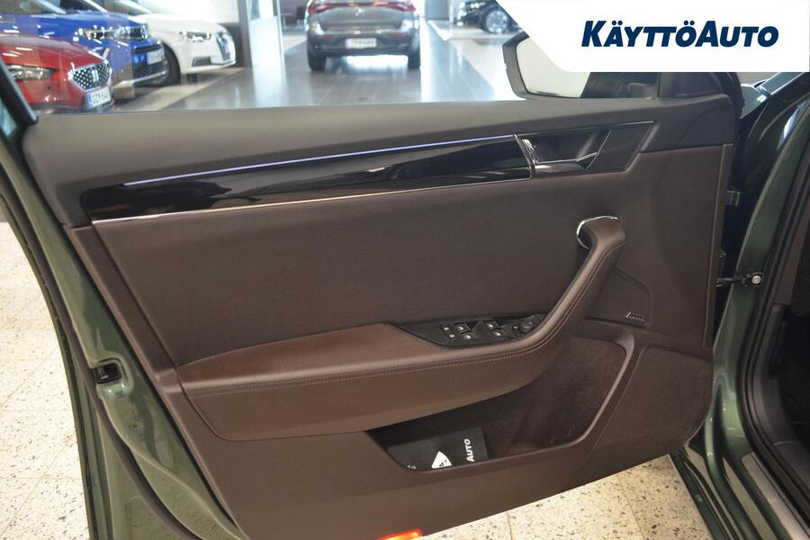 Skoda Superb vaihtoauto