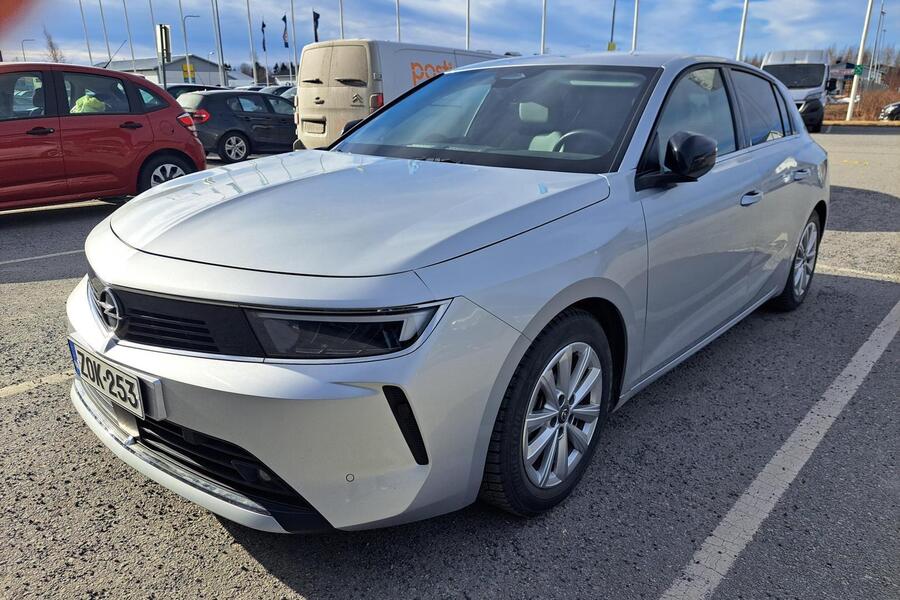 Opel Astra vaihtoauto