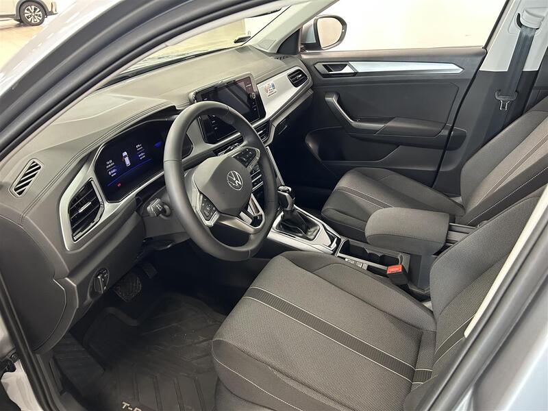 Volkswagen T-Roc vaihtoauto