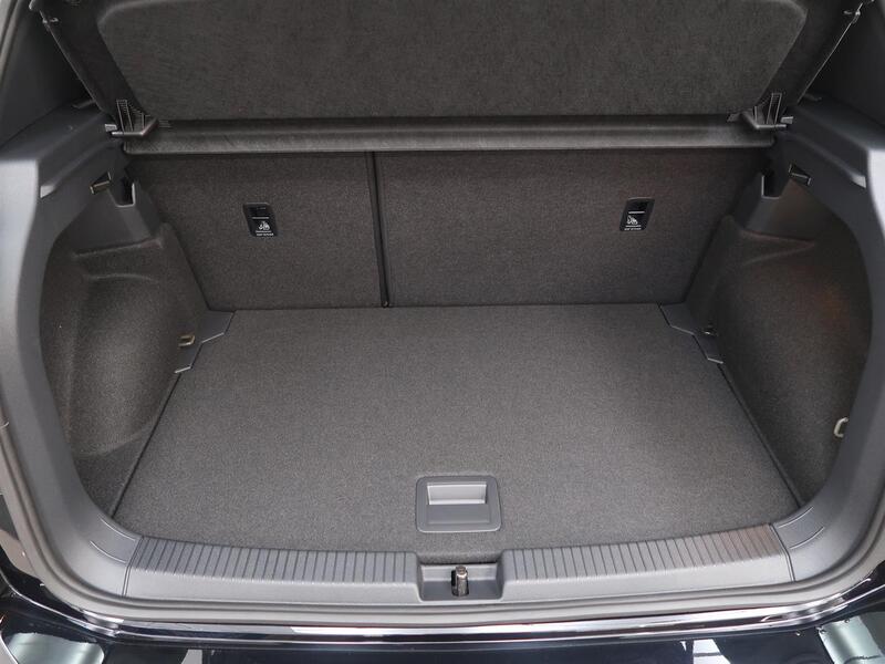 Volkswagen T-Cross vaihtoauto