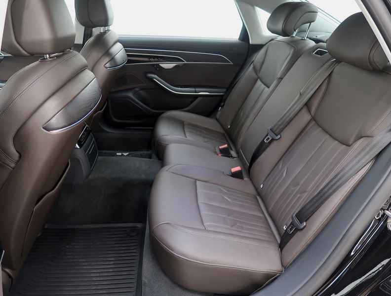 Audi A8 vaihtoauto