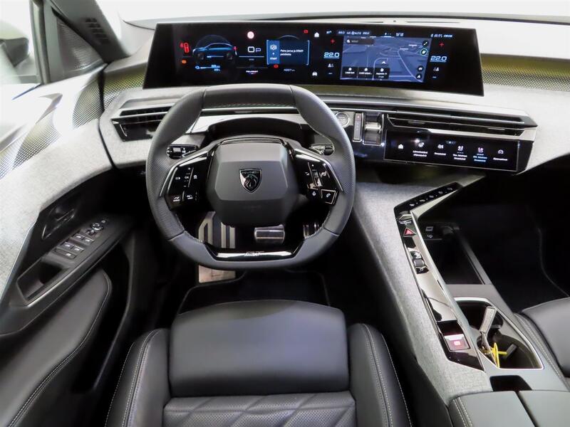 Peugeot E-3008 vaihtoauto