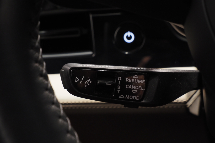 Porsche Taycan vaihtoauto