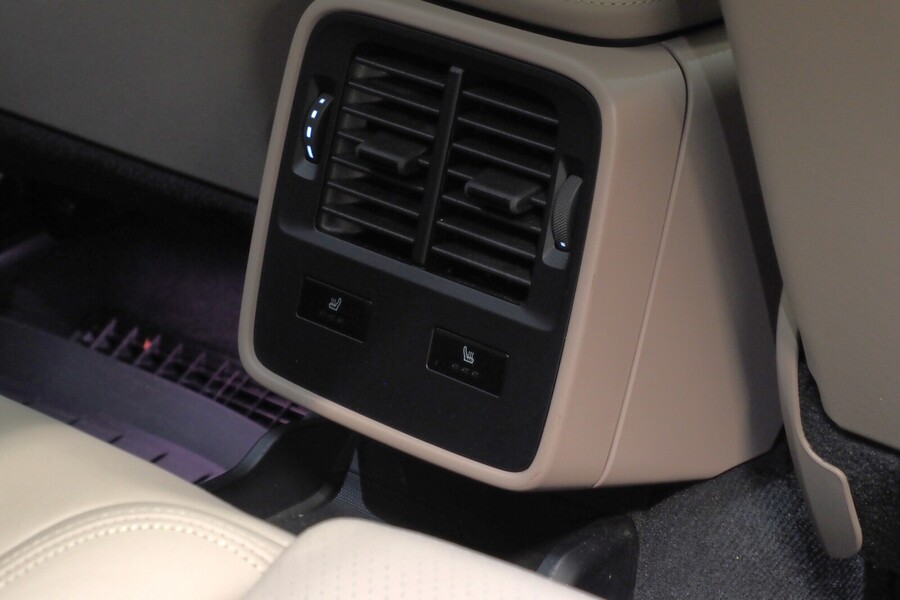 Porsche Taycan vaihtoauto