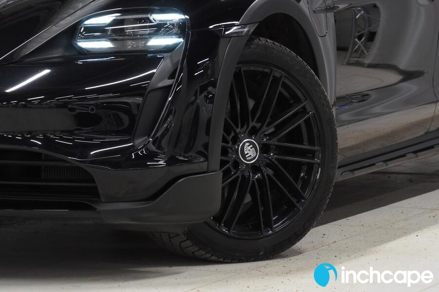 Porsche Taycan vaihtoauto