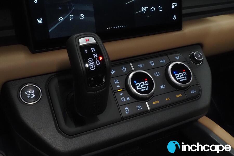 Land Rover Defender vaihtoauto