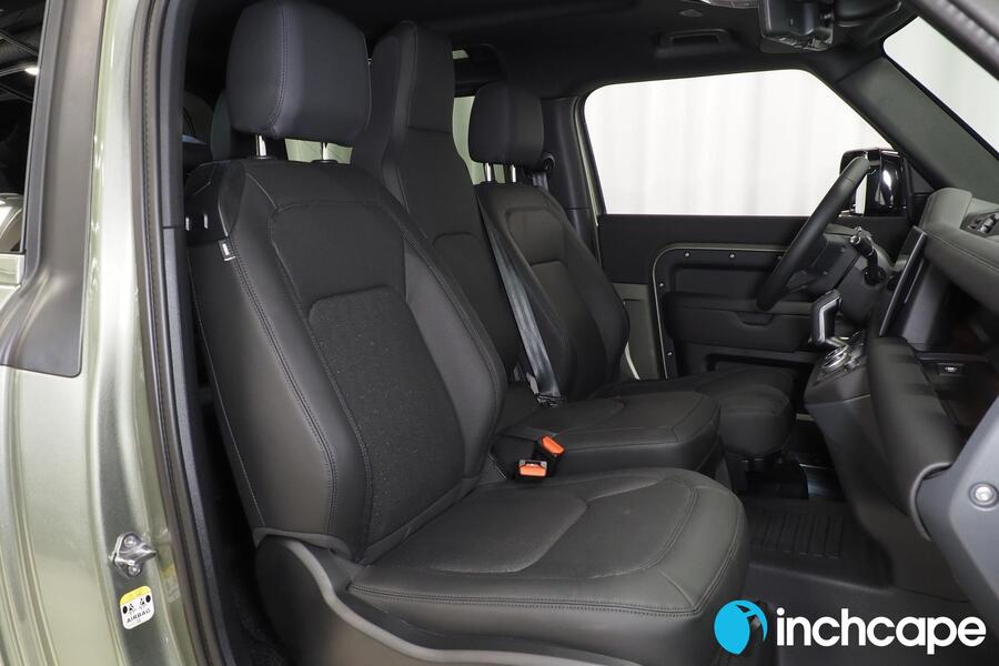 Land Rover Defender vaihtoauto