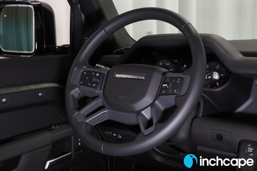 Land Rover Defender vaihtoauto