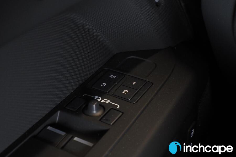 Land Rover Defender vaihtoauto