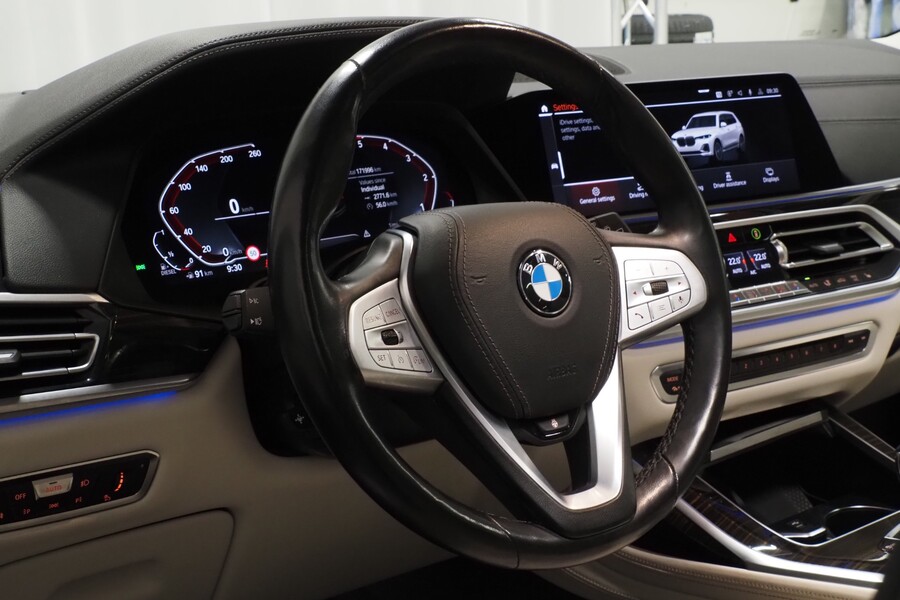 BMW X7 vaihtoauto