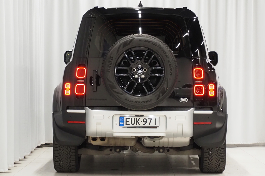 Land Rover Defender vaihtoauto