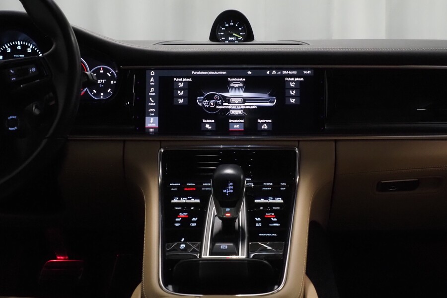 Porsche Panamera vaihtoauto