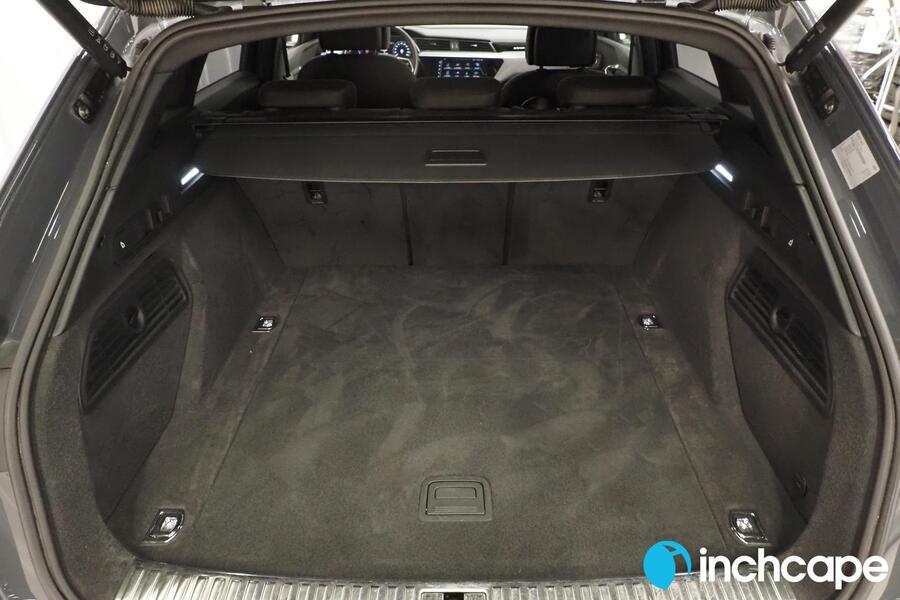 Audi Q8 e-tron vaihtoauto