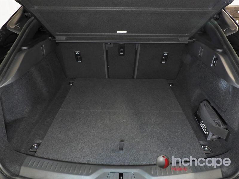 Jaguar I-PACE vaihtoauto