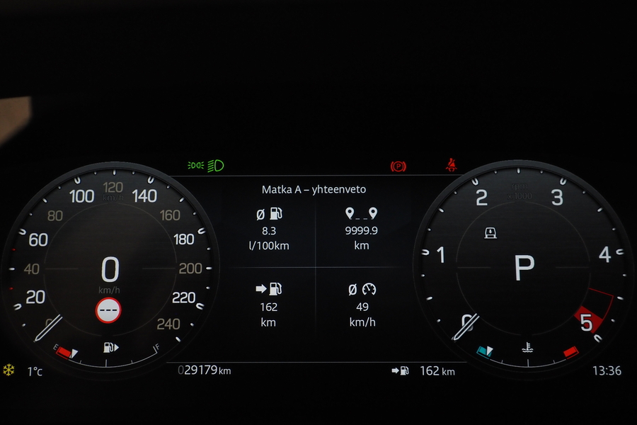 Land Rover Defender vaihtoauto