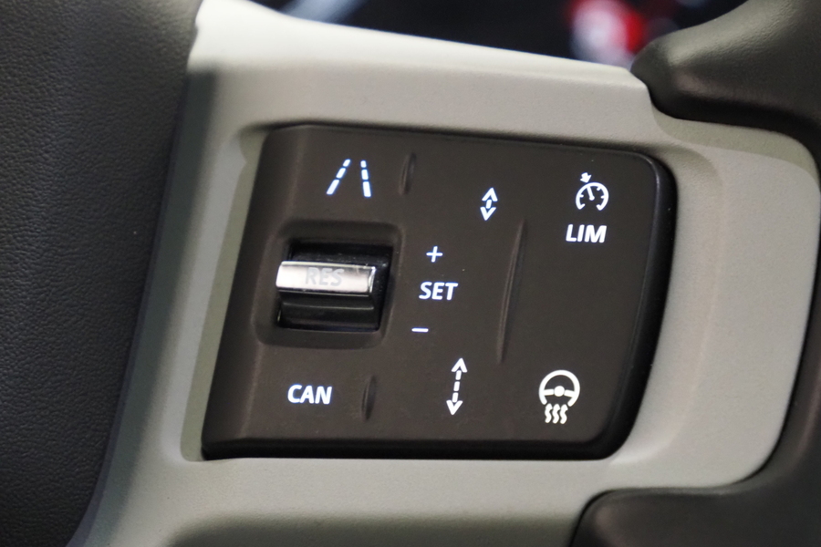 Land Rover Defender vaihtoauto