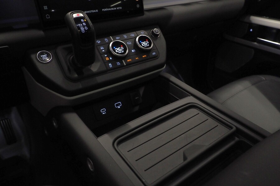 Land Rover Defender vaihtoauto