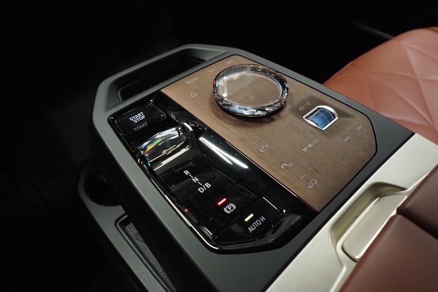 BMW iX M60 vaihtoauto