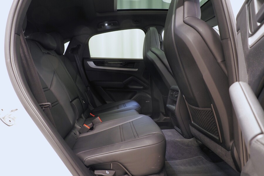 Porsche Cayenne vaihtoauto