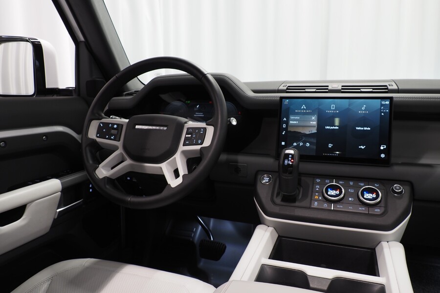 Land Rover Defender vaihtoauto