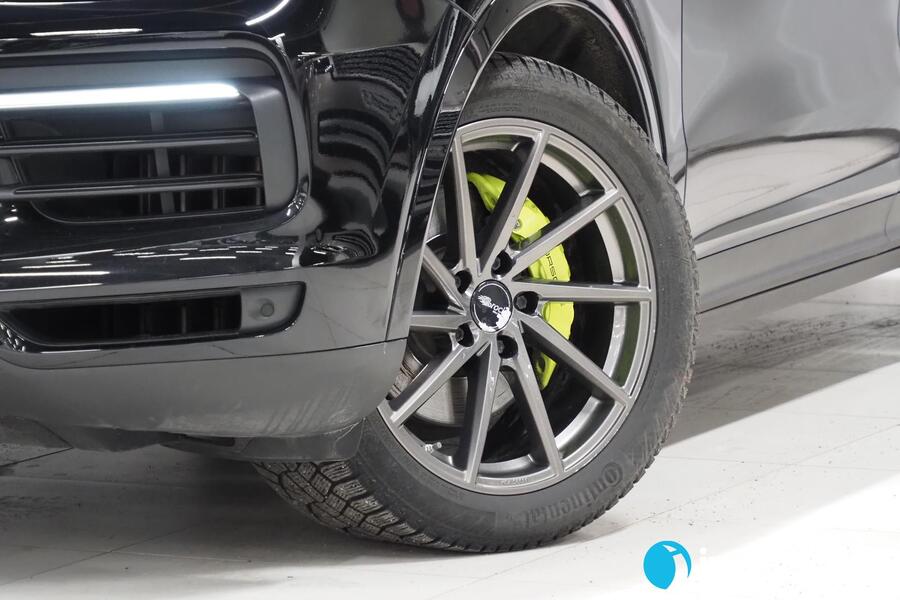 Porsche Cayenne vaihtoauto