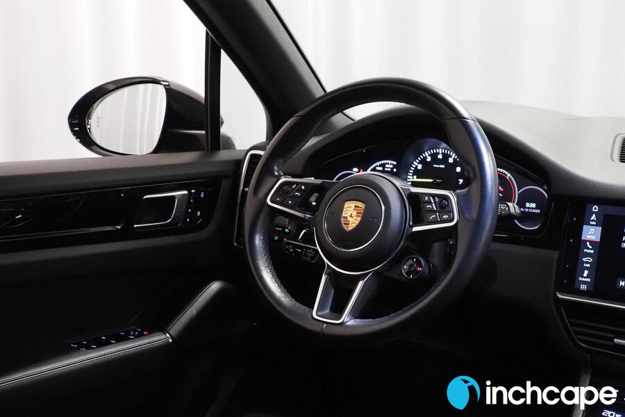 Porsche Cayenne vaihtoauto