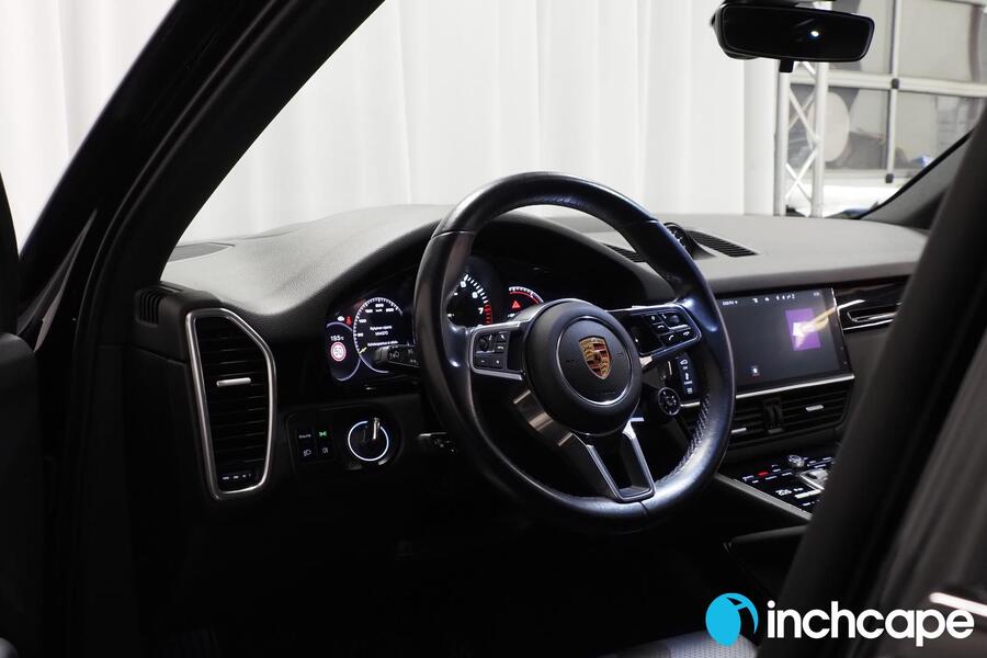 Porsche Cayenne vaihtoauto