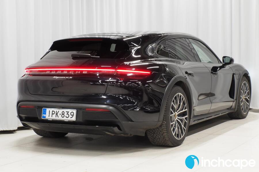 Porsche Taycan vaihtoauto