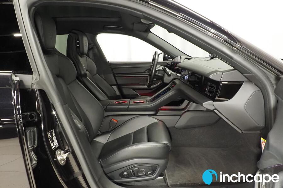 Porsche Taycan vaihtoauto