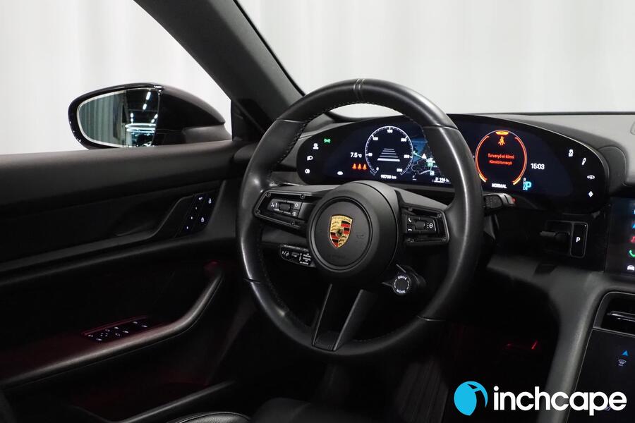 Porsche Taycan vaihtoauto