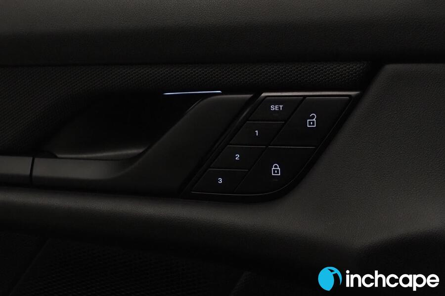 Porsche Taycan vaihtoauto