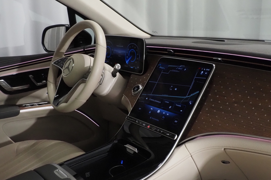 Mercedes-Benz EQS vaihtoauto