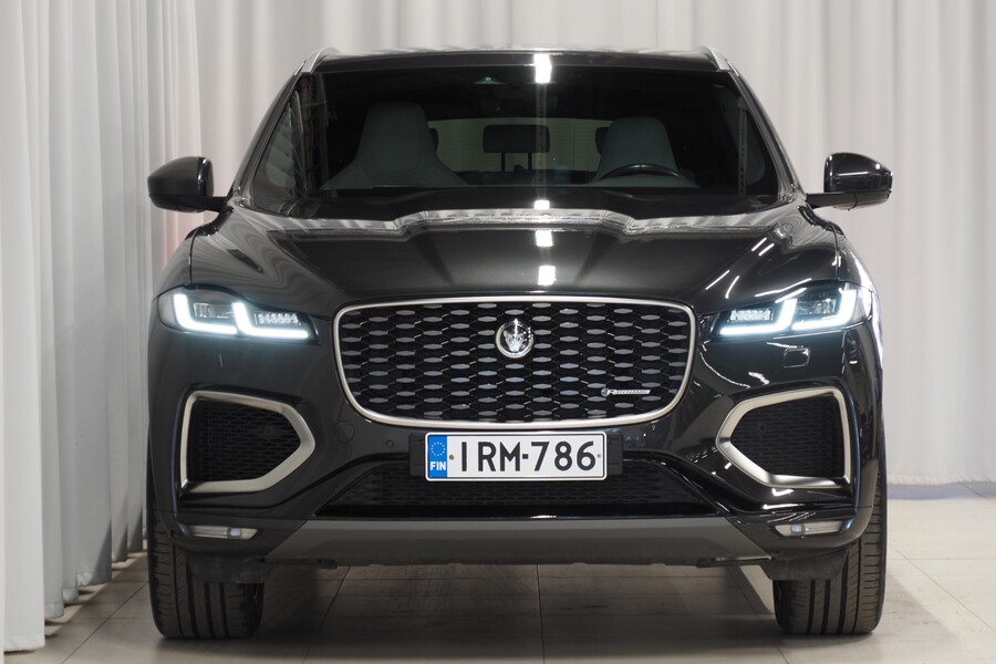 Jaguar F-PACE vaihtoauto