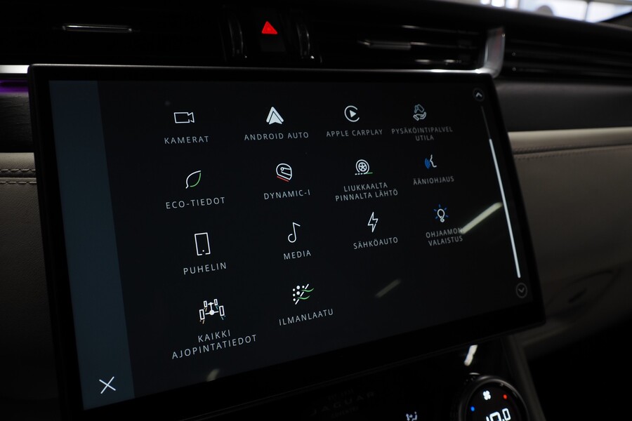 Jaguar F-PACE vaihtoauto