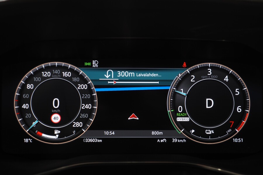 Jaguar F-PACE vaihtoauto