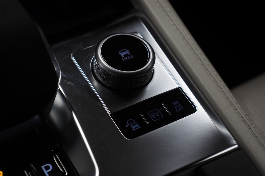 Jaguar F-PACE vaihtoauto