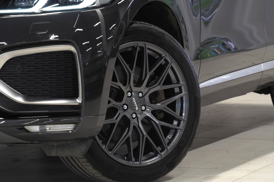 Jaguar F-PACE vaihtoauto