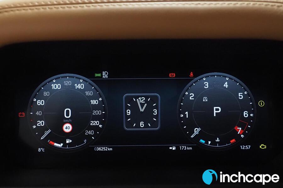 Land Rover Defender vaihtoauto