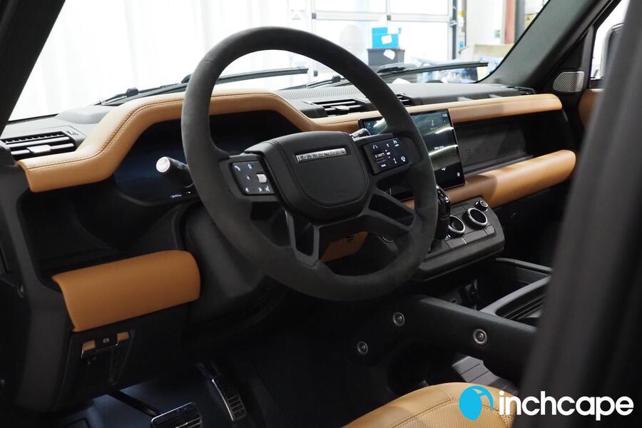 Land Rover Defender vaihtoauto