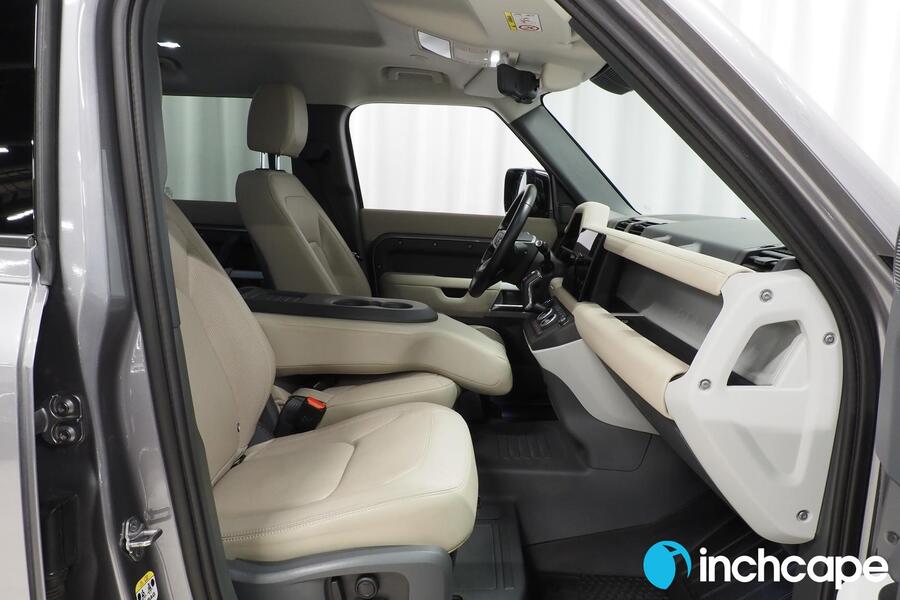 Land Rover Defender vaihtoauto