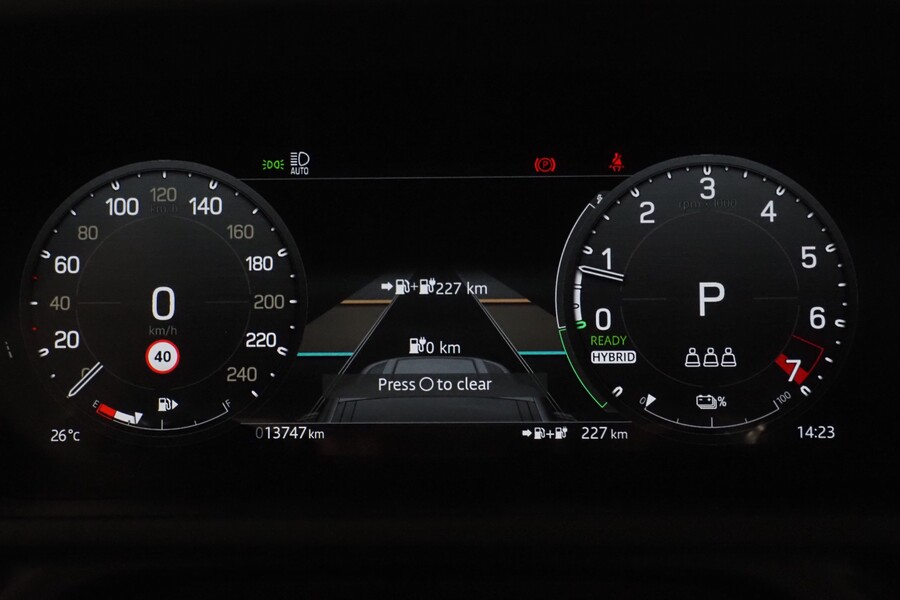 Land Rover Defender vaihtoauto